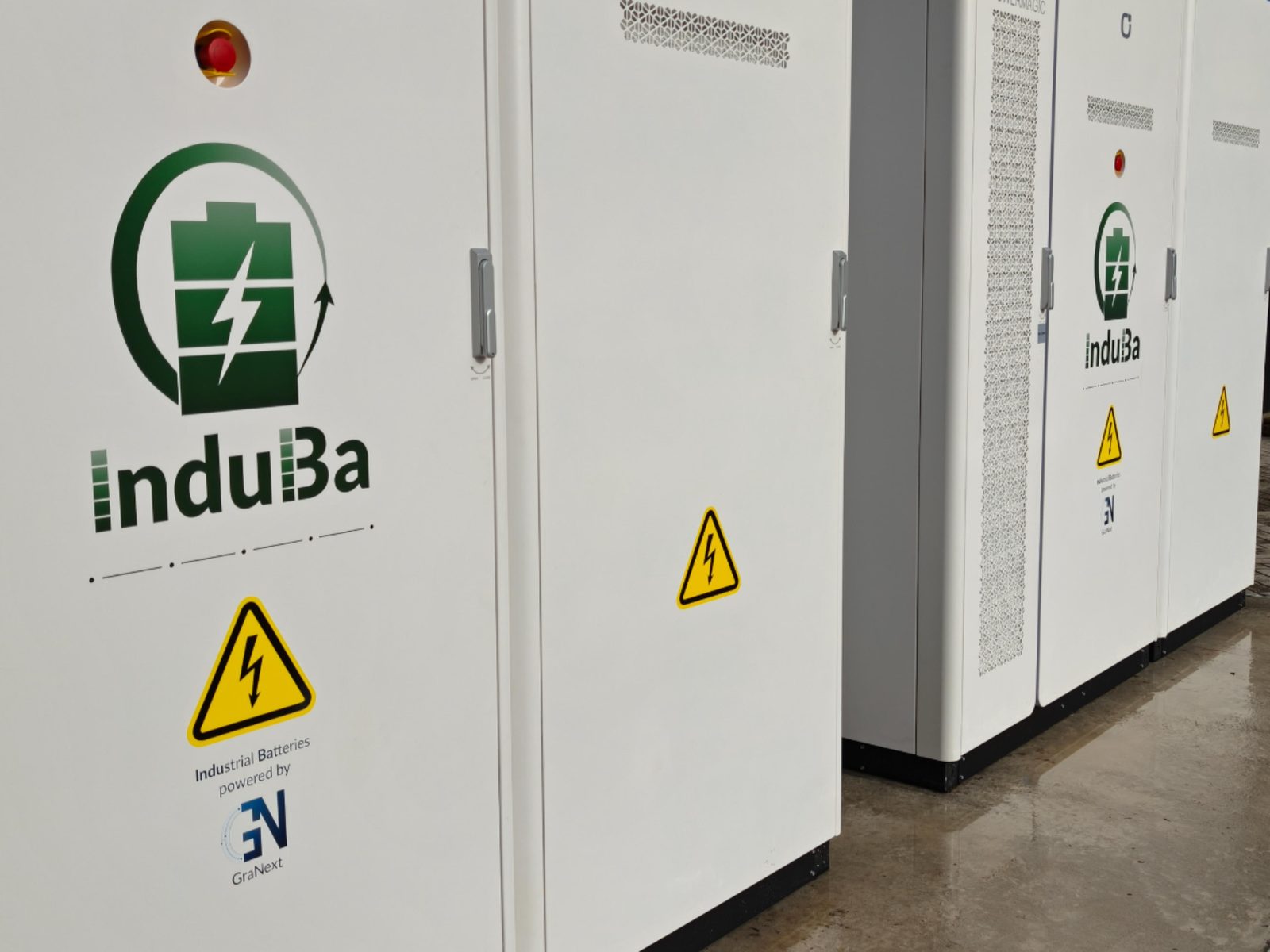 InduBa industriele batterijinstallatie met eigen EMS
